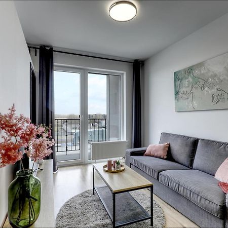 Star Cozy Apartment In A Modern Neighborhood Pressburg Exterior foto