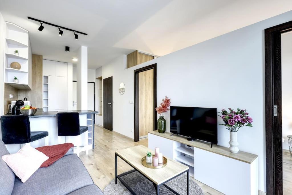 Star Cozy Apartment In A Modern Neighborhood Pressburg Exterior foto